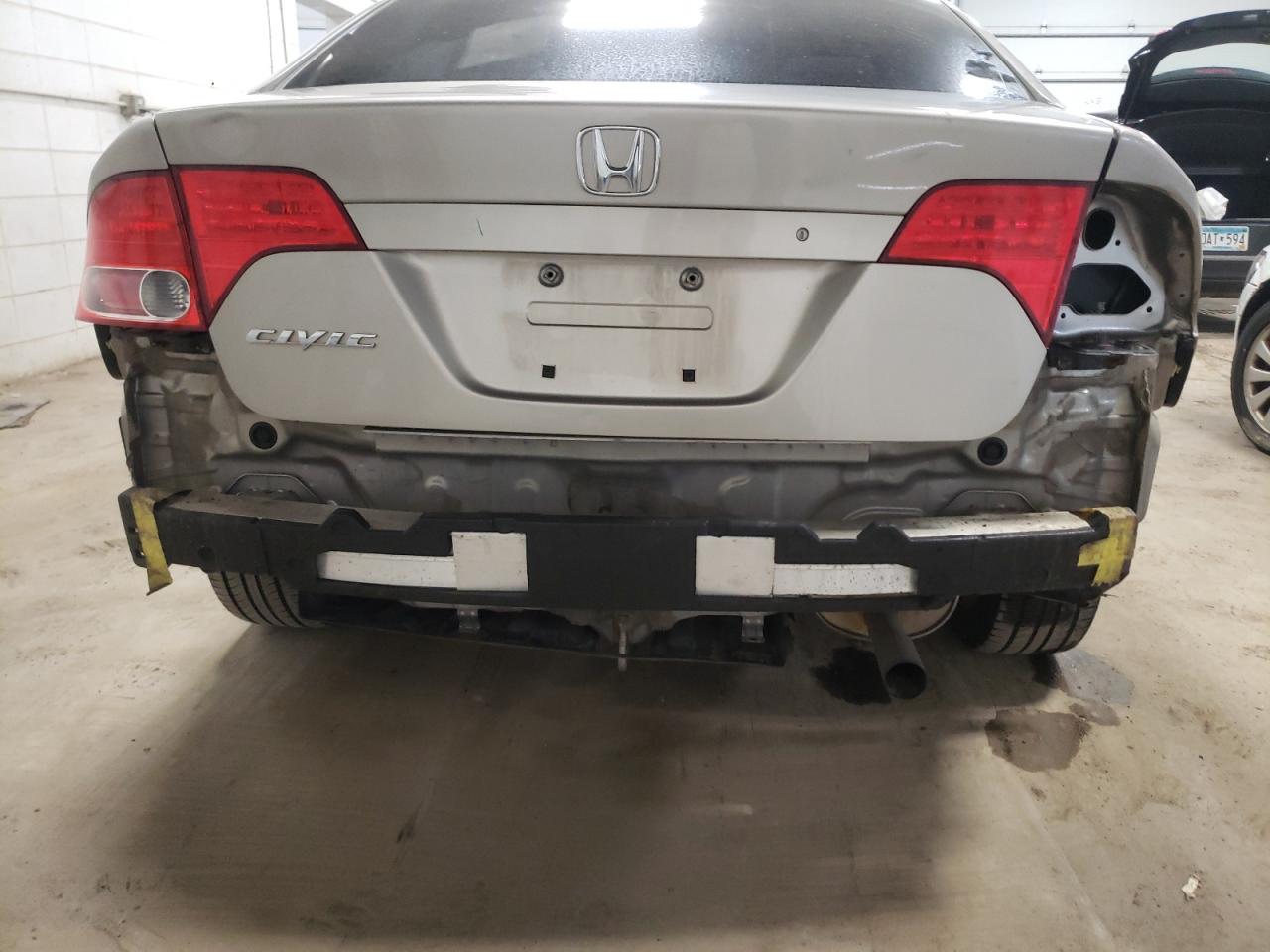 Photo 9 from auction – 2006 HONDA CIVIC EX with VIN JHMFA16856S004888