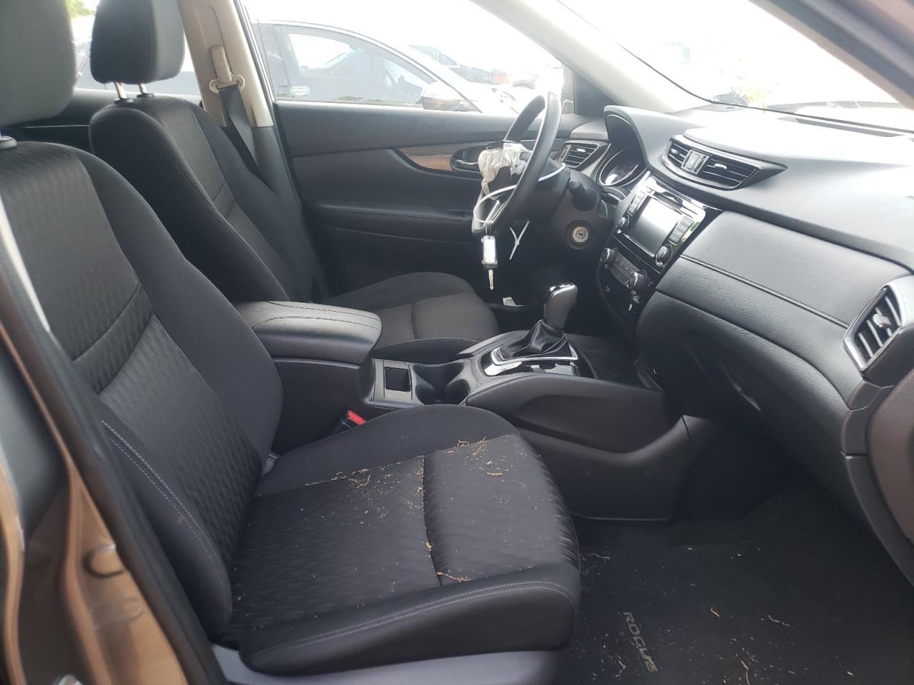 Photo 5 from auction – 2018 NISSAN ROGUE S with VIN KNMAT2MV1JP610740