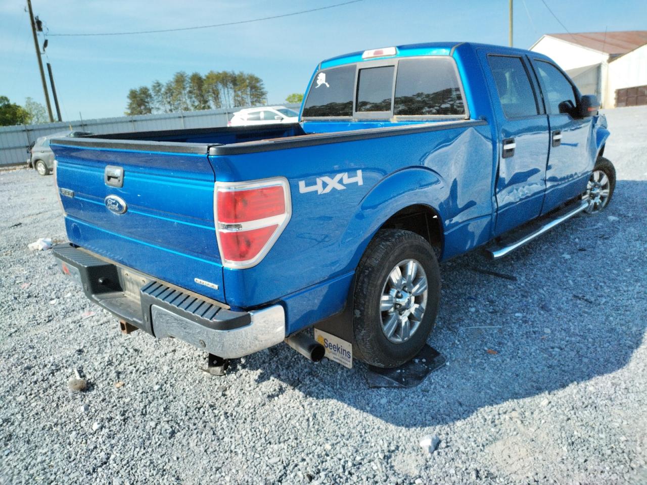 Photo 4 from auction – 2011 FORD F150 SUPER with VIN 1FTFW1EFXBFC20984