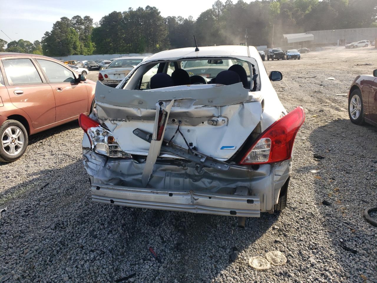 Photo 9 from auction – 2015 NISSAN VERSA S with VIN 3N1CN7AP1FL807645