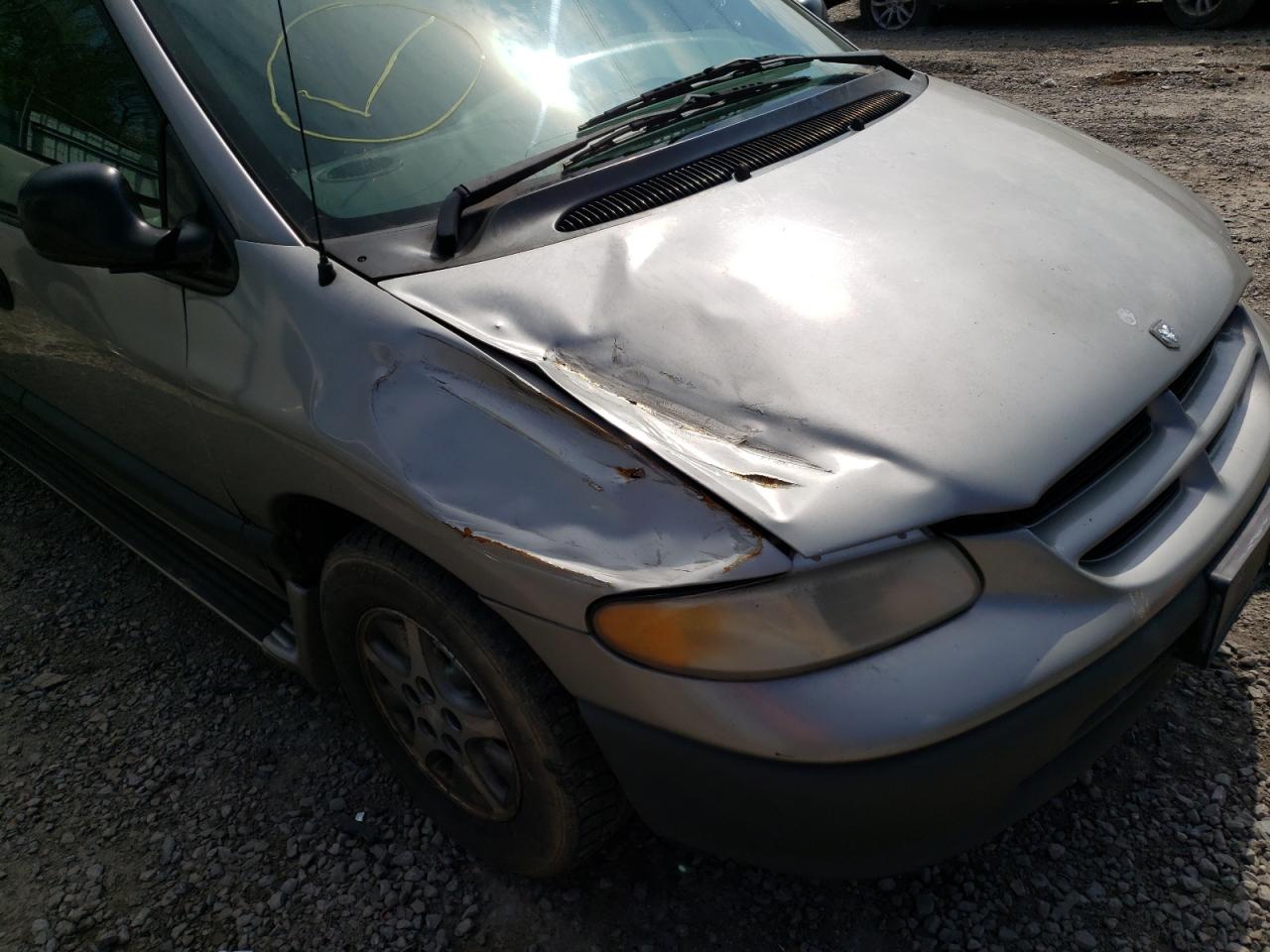 Photo 9 from auction – 1996 DODGE GRAND CARA with VIN 1B4GP44RXTB384840