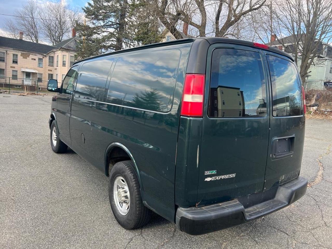 Photo 3 from auction – 2010 CHEVROLET EXPRESS G2 with VIN 1GCZGFBA6A1180026