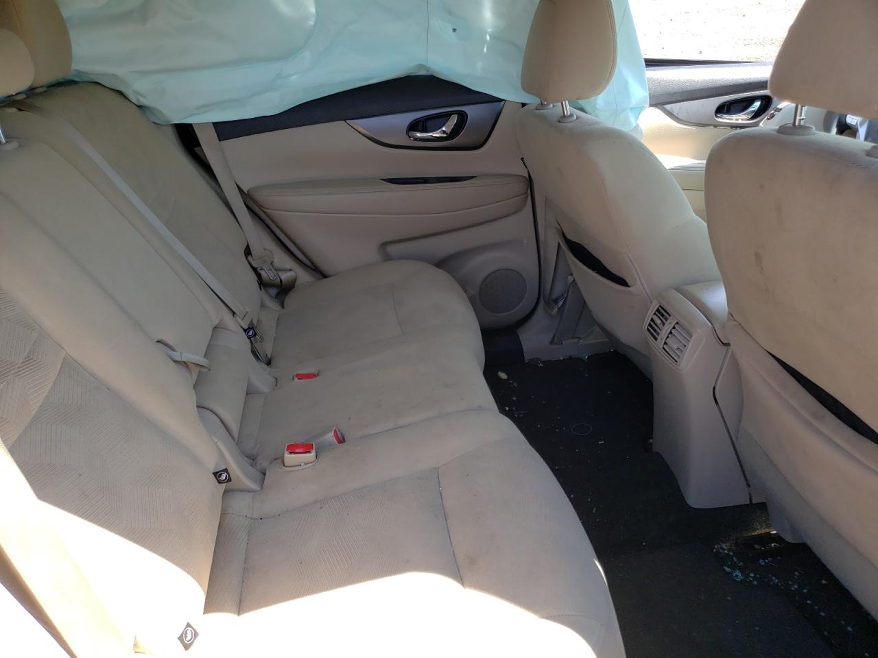 Photo 6 from auction – 2016 NISSAN ROGUE S with VIN KNMAT2MV6GP651650