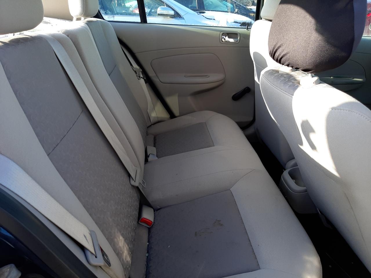Photo 6 from auction – 2010 CHEVROLET COBALT LS with VIN 1G1AB5F51A7117053