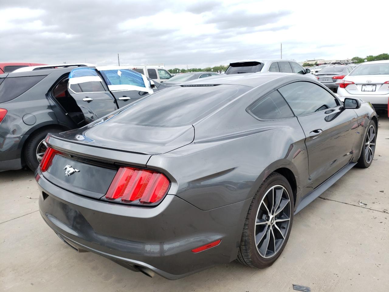 Zdjęcie 4 z aukcji – 2016 FORD MUSTANG z VIN 1FA6P8TH1G5289883