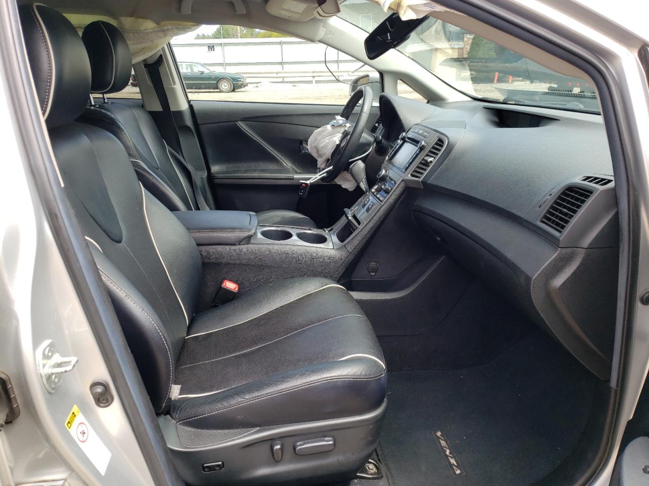 Photo 5 from auction – 2013 TOYOTA VENZA LE with VIN 4T3BK3BB7DU080692
