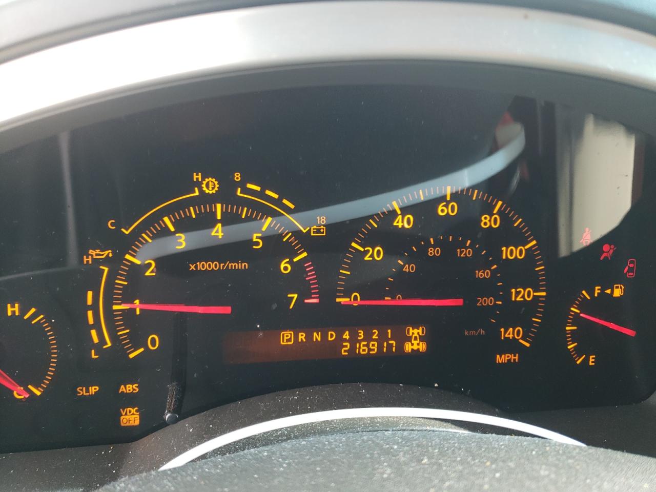 Photo 8 from auction – 2004 INFINITI QX56 with VIN 5N3AA08CX4N800168