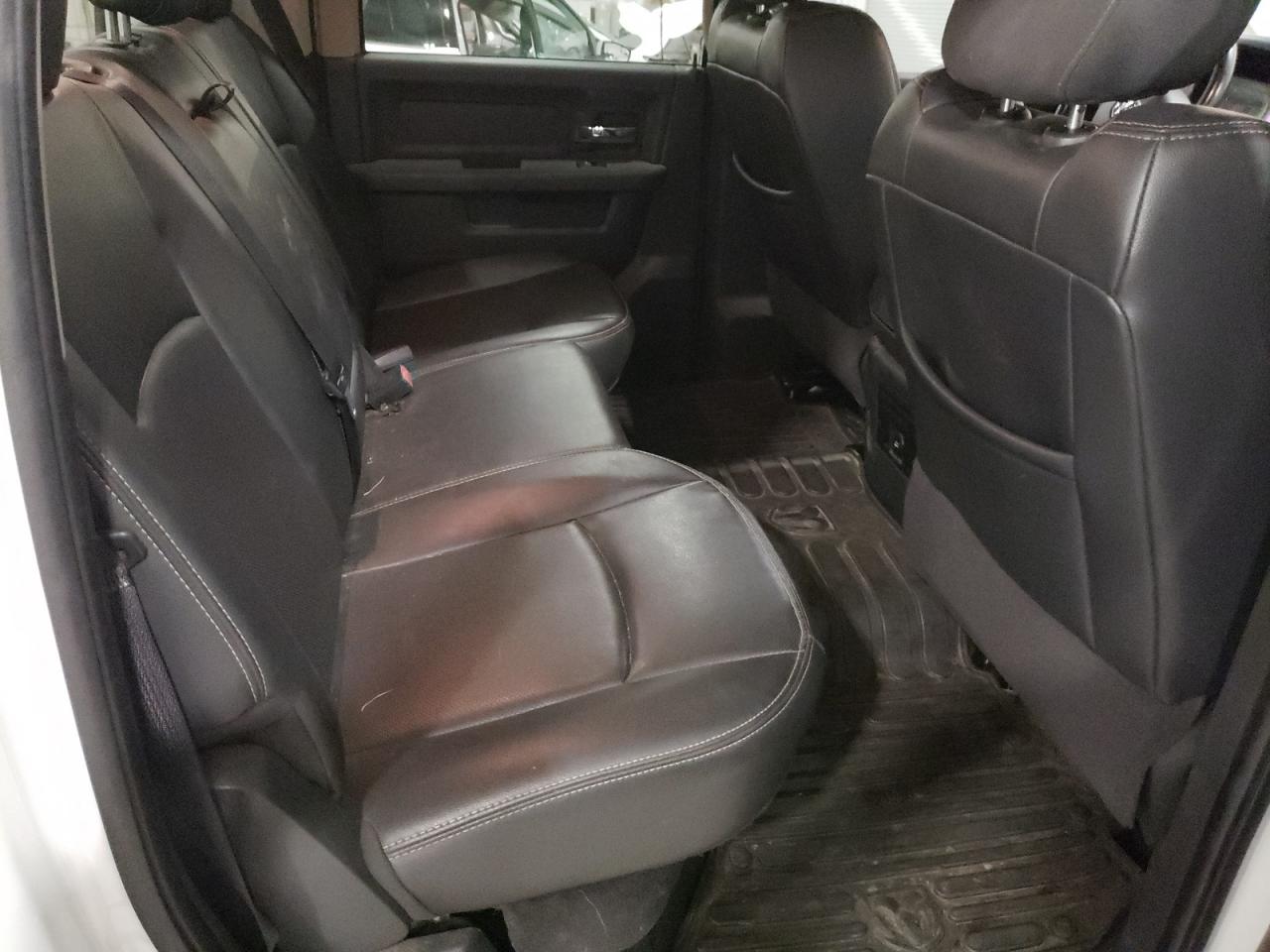 Photo 6 from auction – 2011 DODGE RAM 1500 with VIN 1D7RV1CT9BS618516