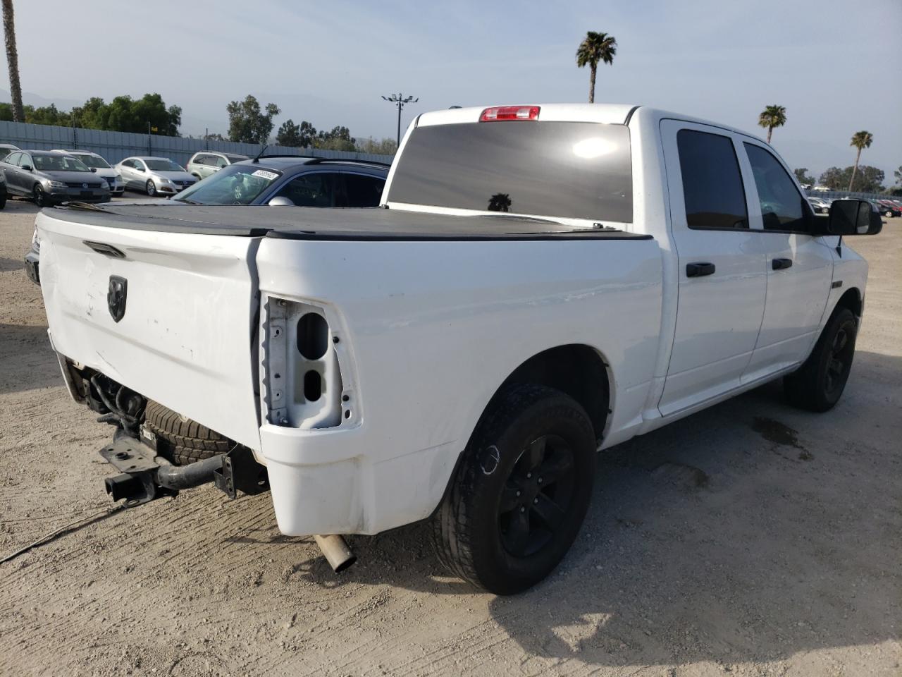 Photo 4 from auction – 2015 RAM 1500 ST with VIN 1C6RR6KMXFS770579