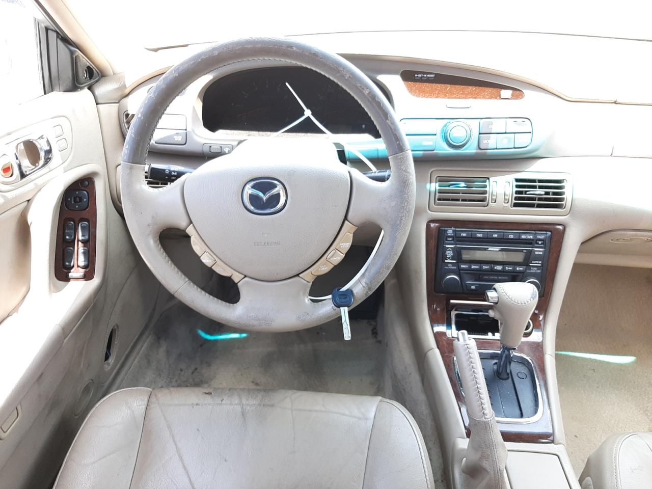 Photo 20 from auction – 2001 MAZDA MILLENIA S with VIN JM1TA222X11711639