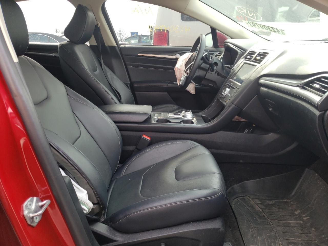 Photo 5 from auction – 2020 FORD FUSION TIT with VIN 3FA6P0K91LR119669