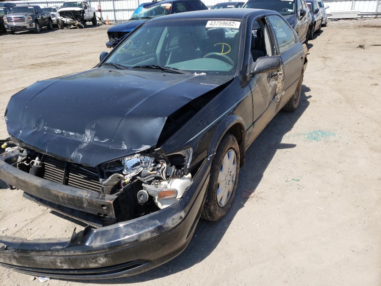 Photo 2 from auction – 2000 TOYOTA CAMRY CE with VIN 4T1BG22K1YU952875