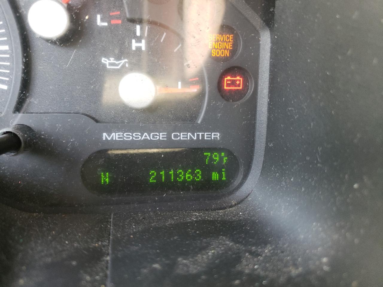 Photo 8 from auction – 2005 FORD EXPLORER X with VIN 1FMZU73K65UB96166