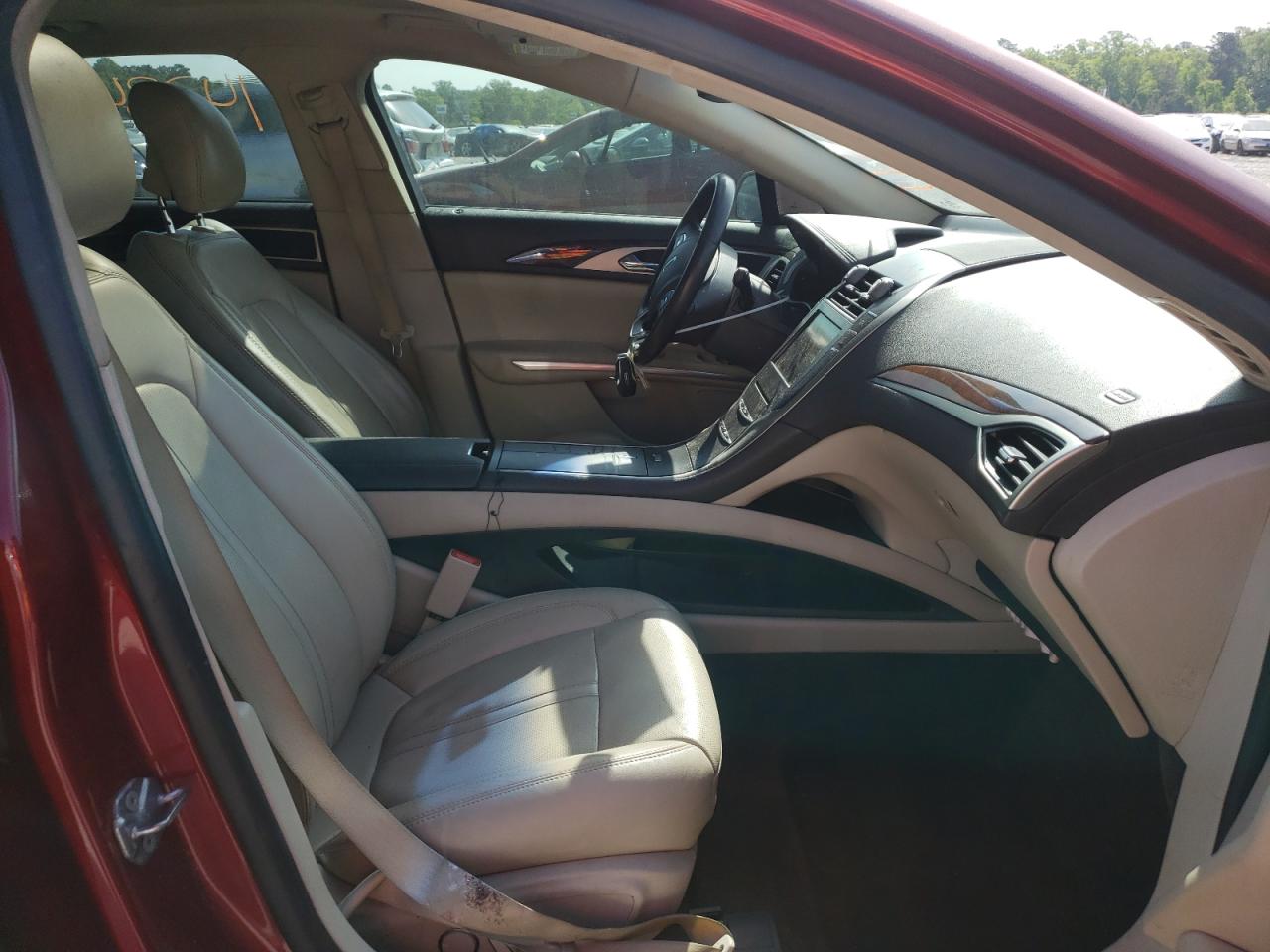 Photo 5 from auction – 2016 LINCOLN MKZ HYBRID with VIN 3LN6L2LU1GR624231