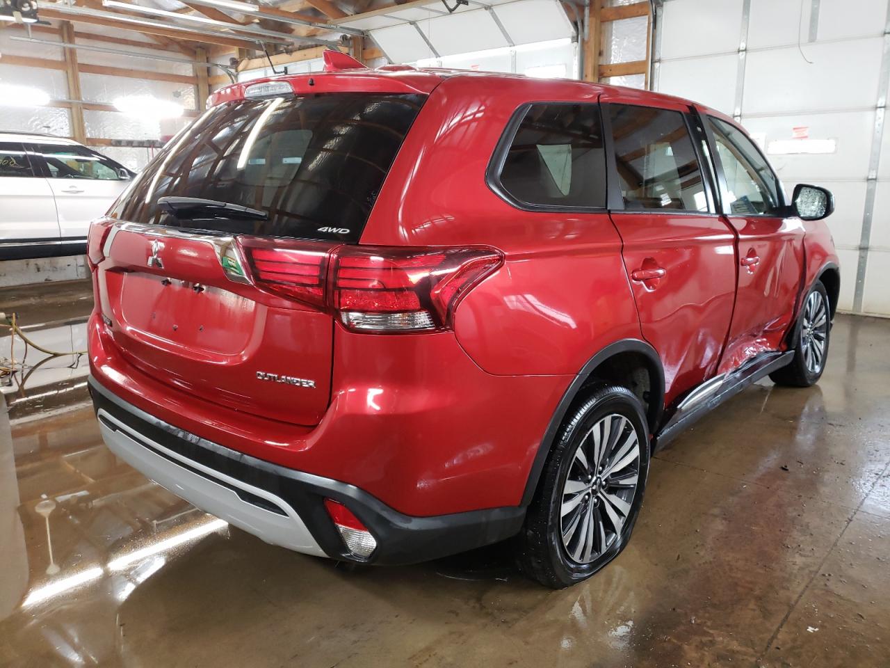 Photo 4 from auction – 2019 MITSUBISHI OUTLANDER with VIN JA4AZ3A37KZ026298