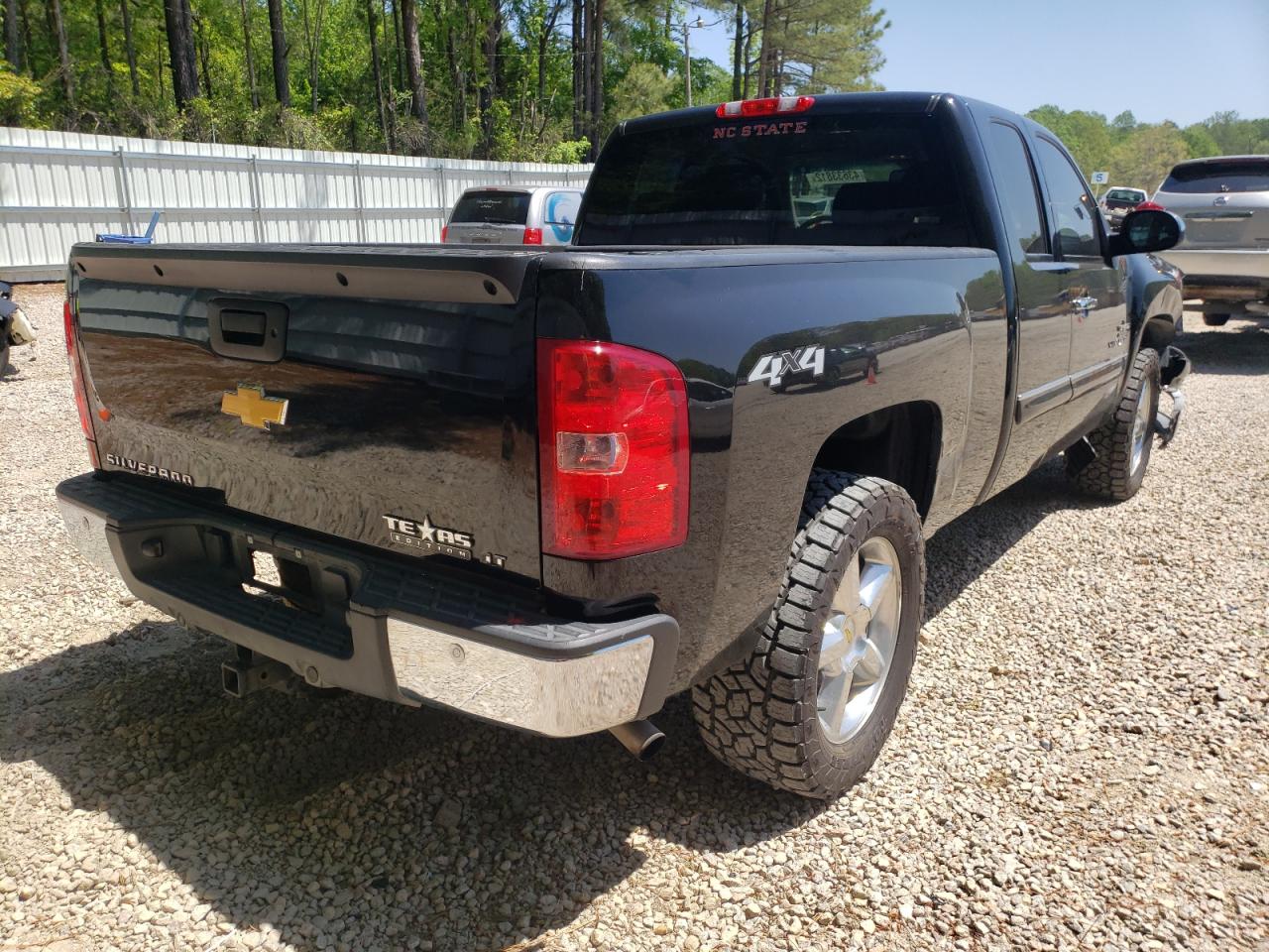 Photo 4 from auction – 2012 CHEVROLET SILVERADO with VIN 1GCRKSE79CZ325457