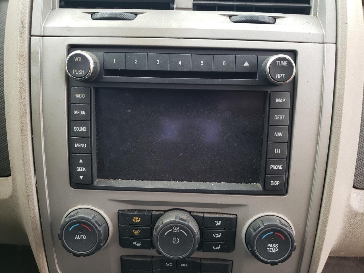 Photo 9 from auction – 2009 FORD ESCAPE HYB with VIN 1FMCU49359KB71426