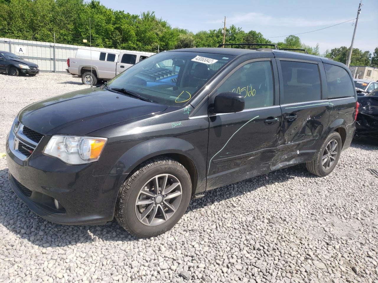 Photo 2 from auction – 2017 DODGE GRAND CARA with VIN 2C4RDGCG4HR672528
