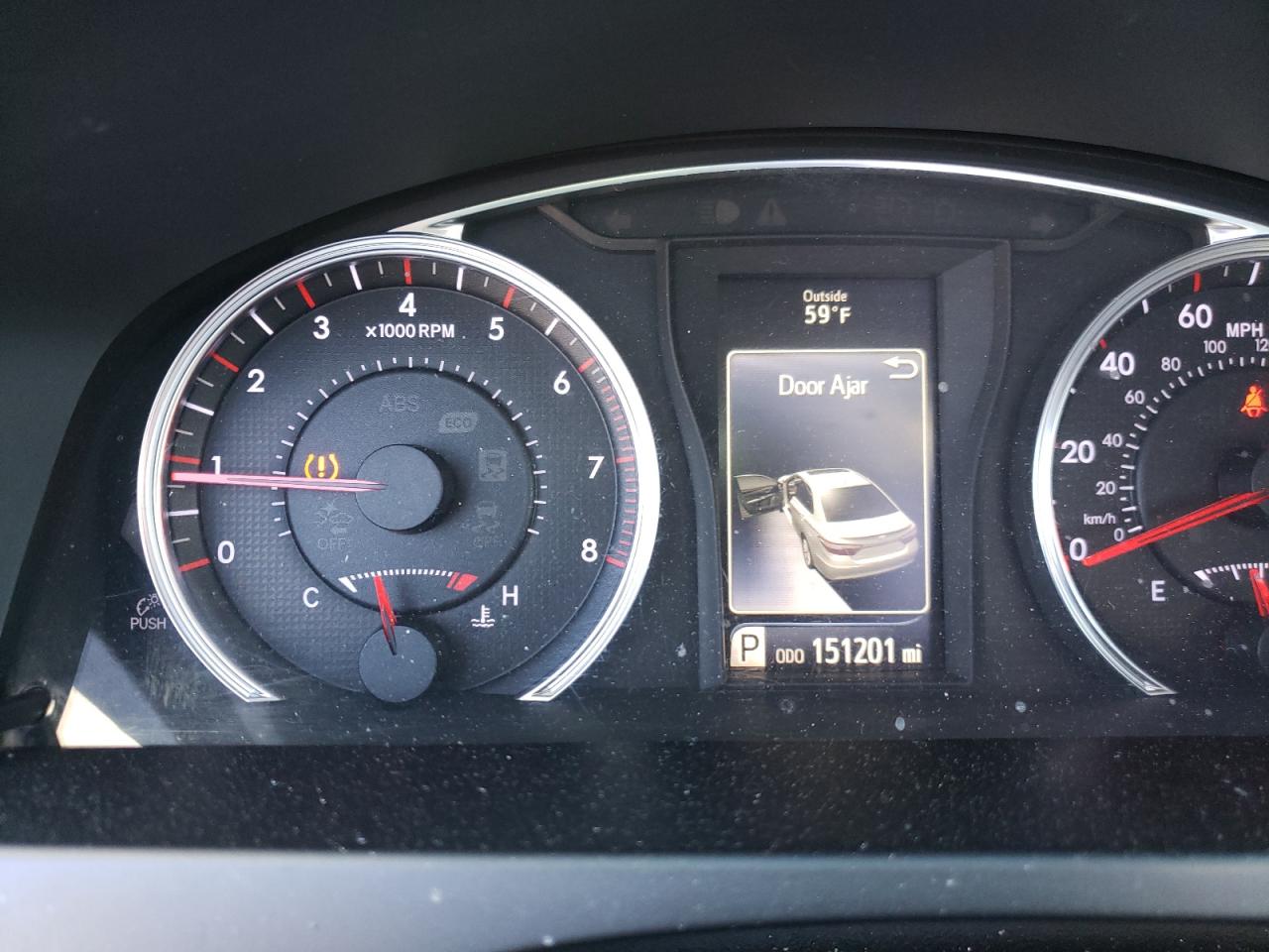 Photo 8 from auction – 2015 TOYOTA CAMRY LE with VIN 4T1BF1FK3FU073754