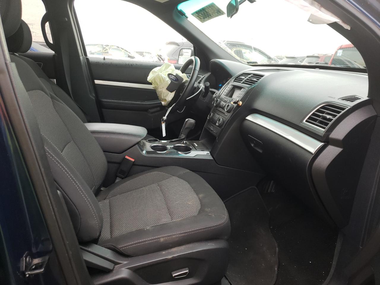 Photo 5 from auction – 2017 FORD EXPLORER X with VIN 1FM5K7D83HGA97914