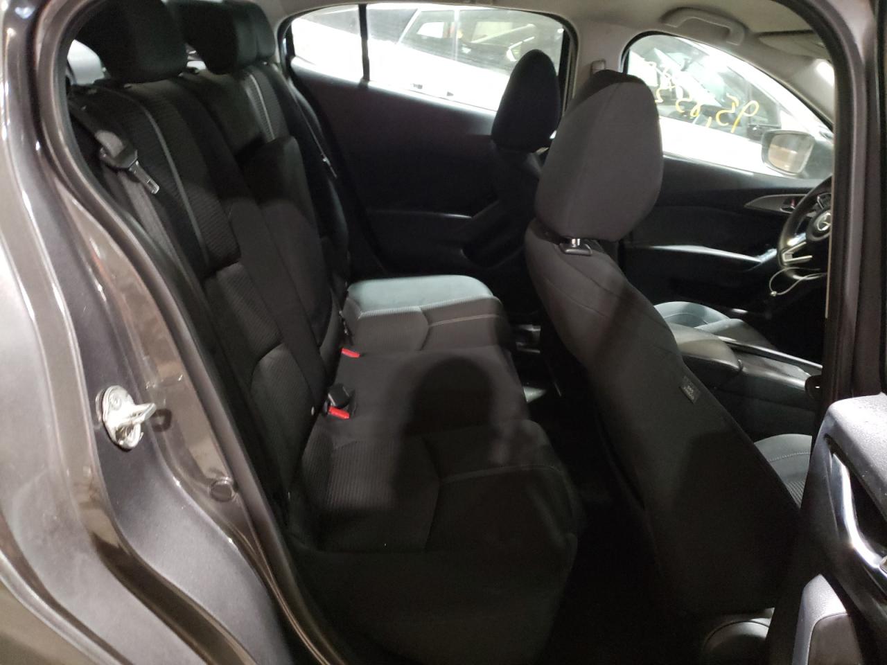 Photo 6 from auction – 2017 MAZDA 3 SPORT with VIN 3MZBN1U73HM119142