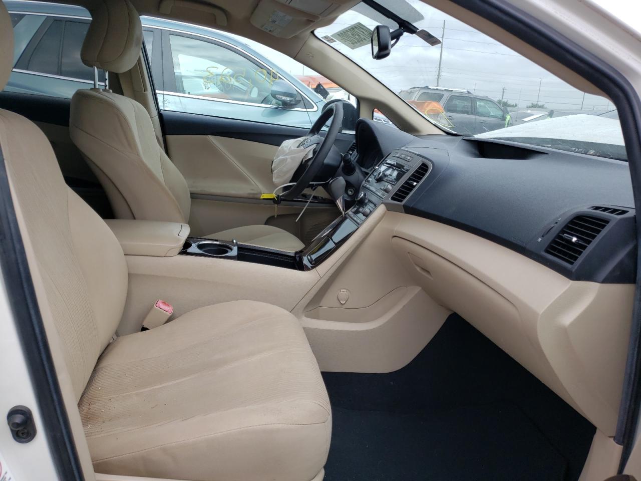 Photo 5 from auction – 2009 TOYOTA VENZA with VIN 4T3ZE11A39U016904