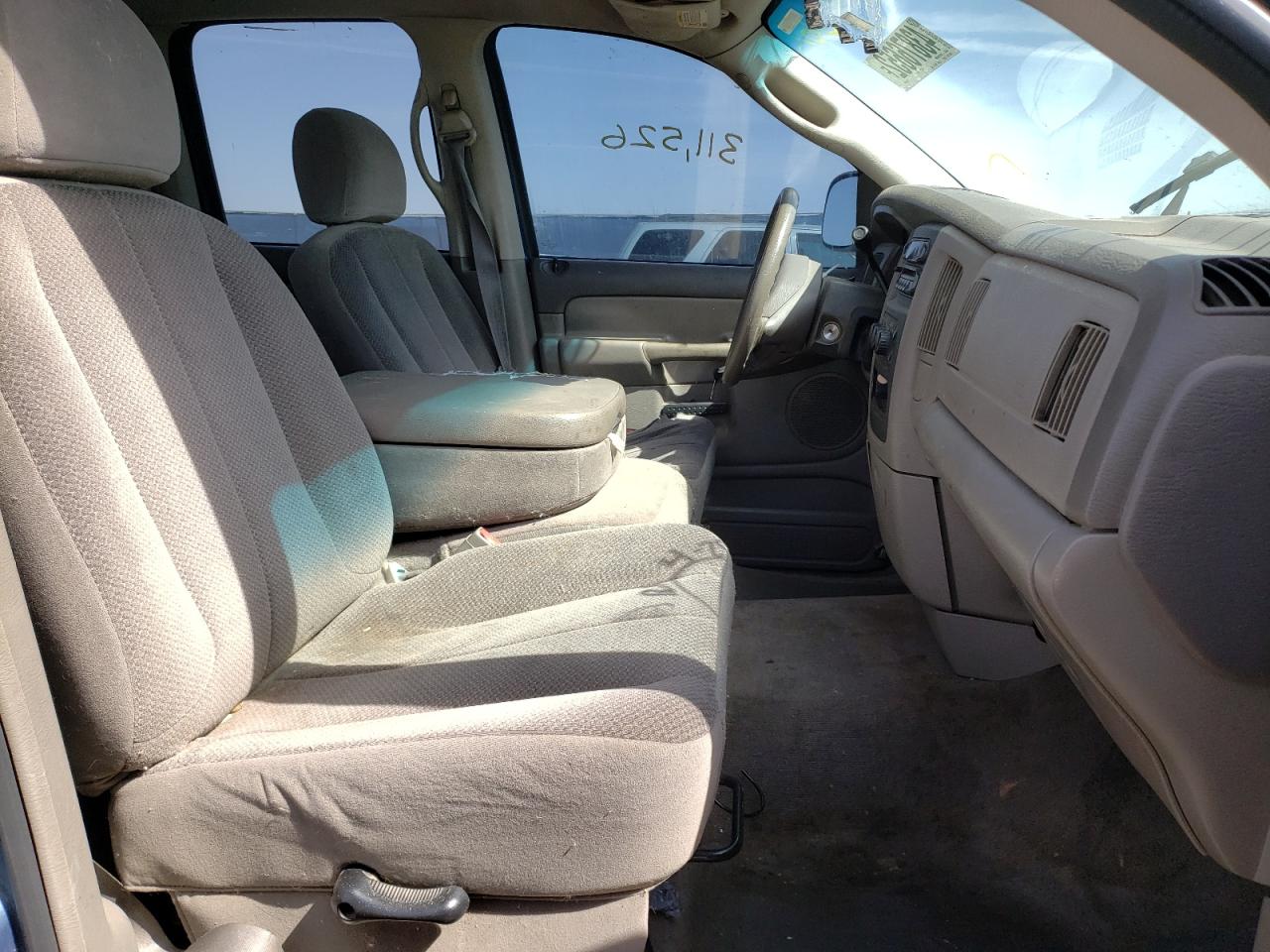 Photo 5 from auction – 2003 DODGE RAM 1500 S with VIN 1D7HA18N43S364619