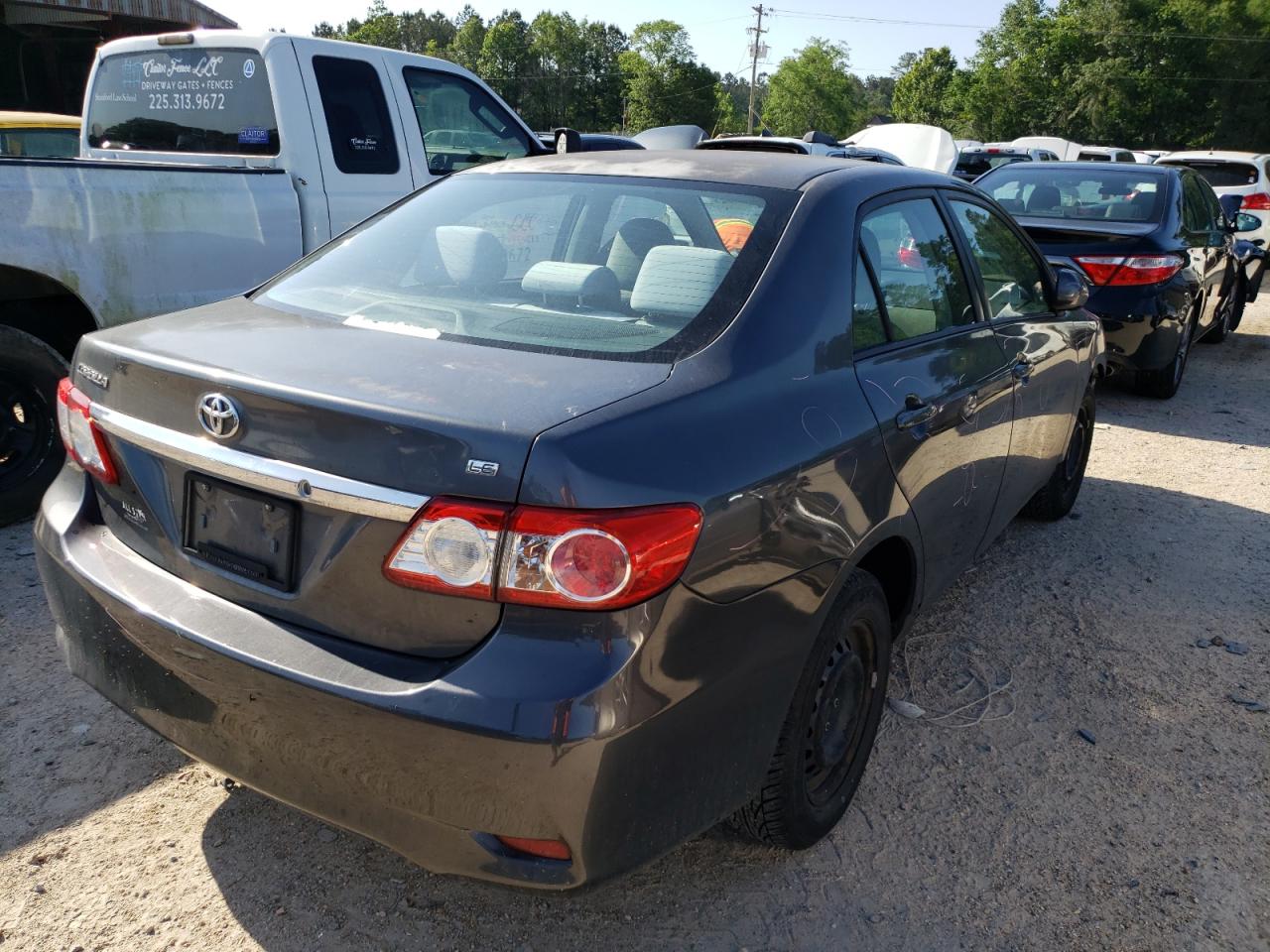Photo 4 from auction – 2011 TOYOTA CAROLLA with VIN 2T1BU4EEXBC545804