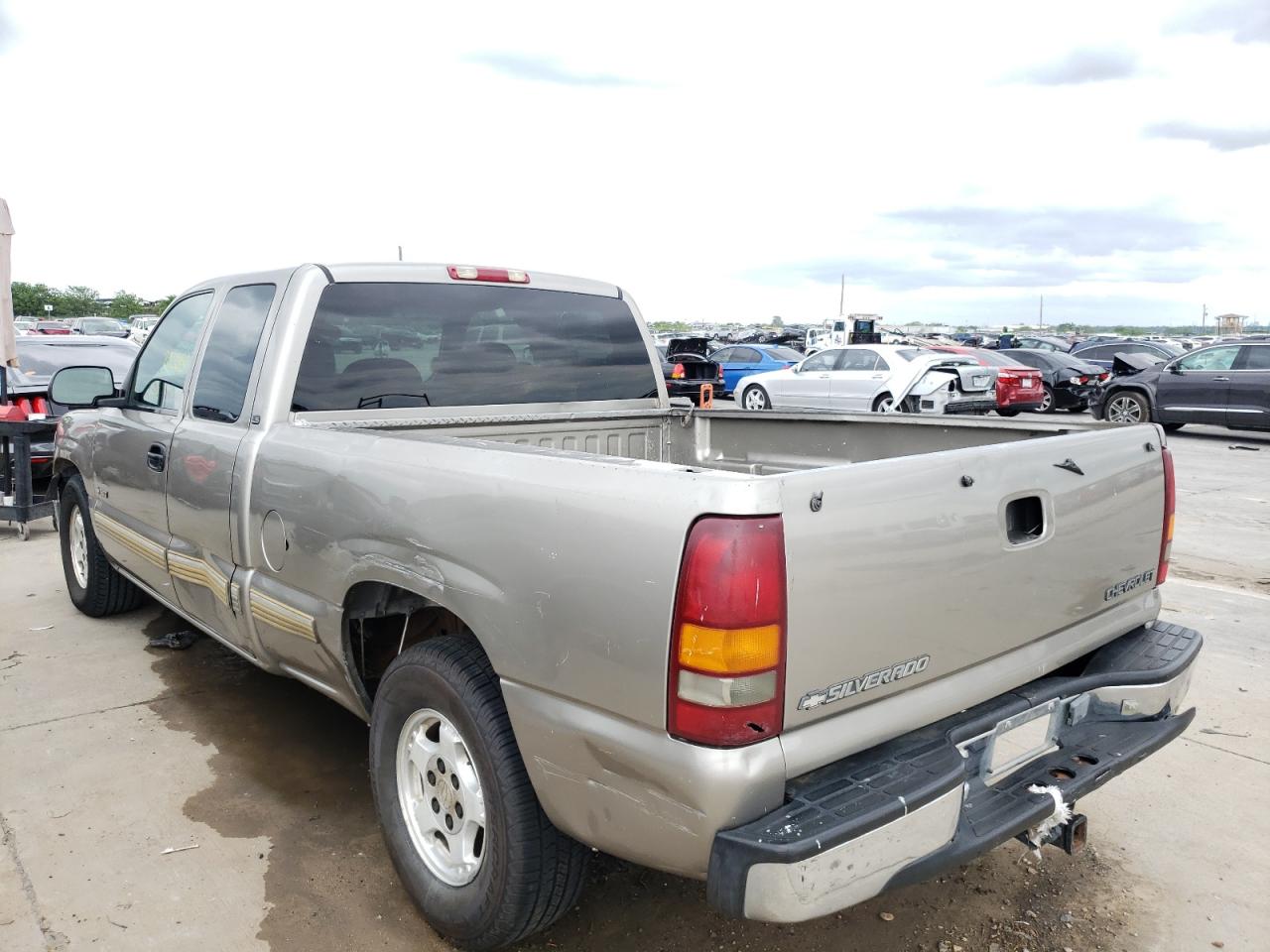 Photo 3 from auction – 2001 CHEVROLET SILVERADO with VIN 2GCEC19T411326907