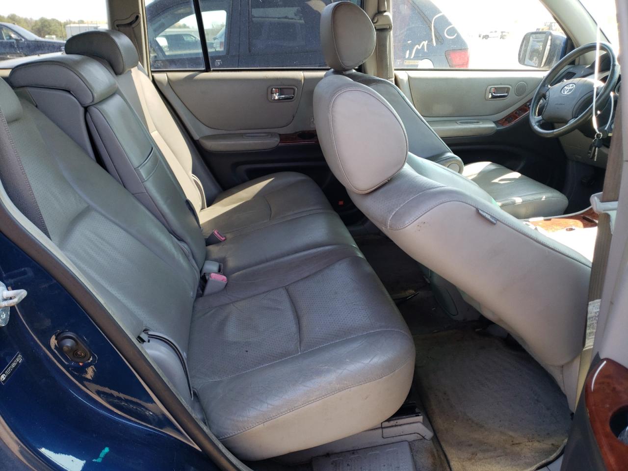 Photo 6 from auction – 2006 TOYOTA HIGHLANDER with VIN JTEEP21A860146025