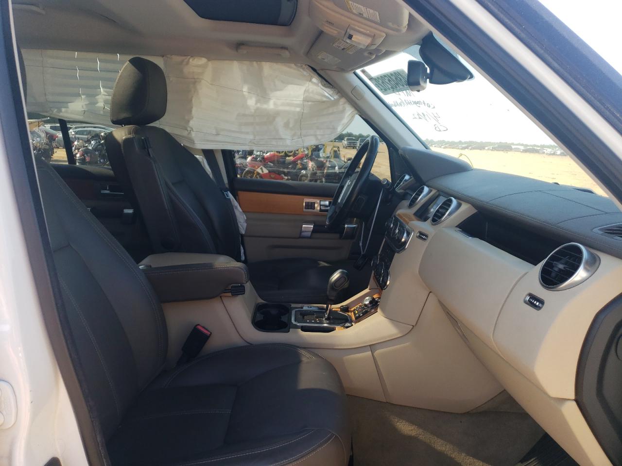 Photo 5 from auction – 2013 LAND ROVER LR4 with VIN SALAK2D41DA669376