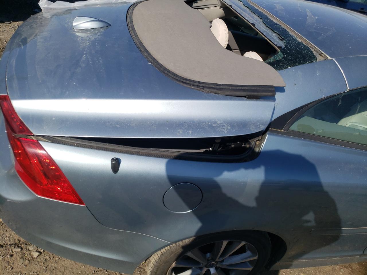 Photo 9 from auction – 2012 VOLVO C70 T5 with VIN YV1672MC3CJ127646