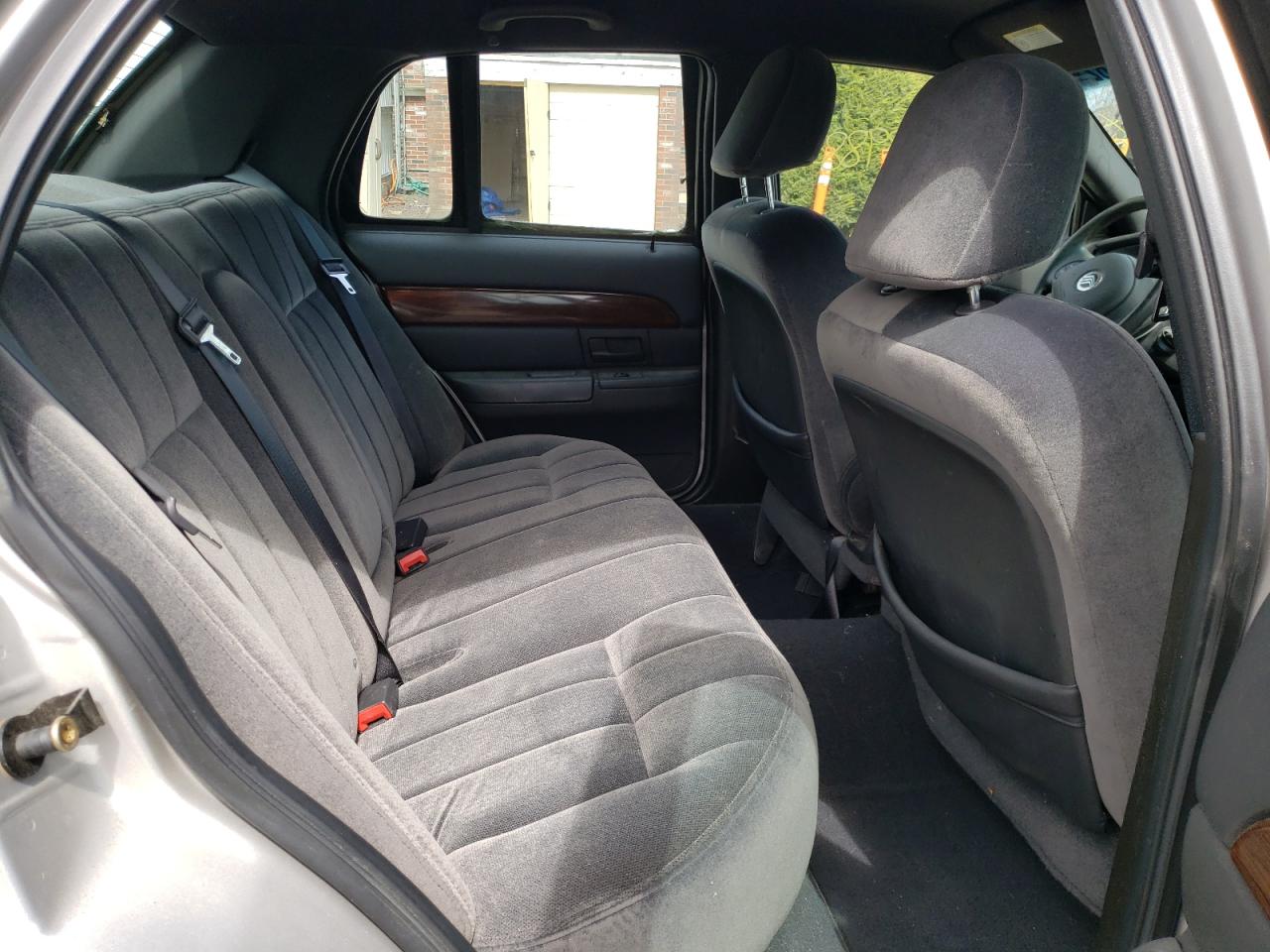 Photo 6 from auction – 2003 MERCURY GRAND MARQ with VIN 2MEFM74W23X683975