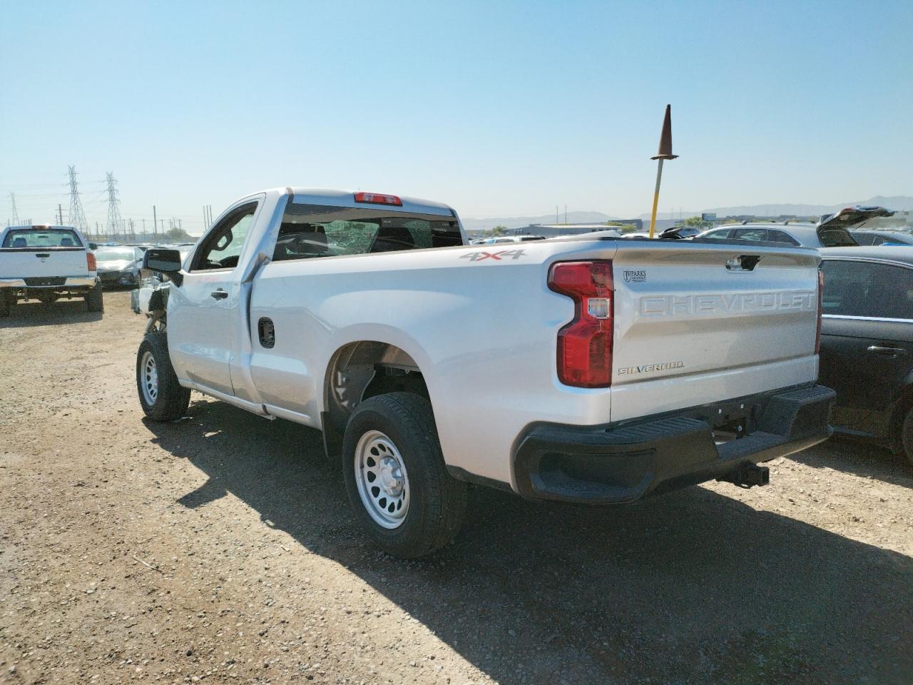 Photo 3 from auction – 2021 CHEVROLET SILVERADO with VIN 3GCNYAEK5MG401916