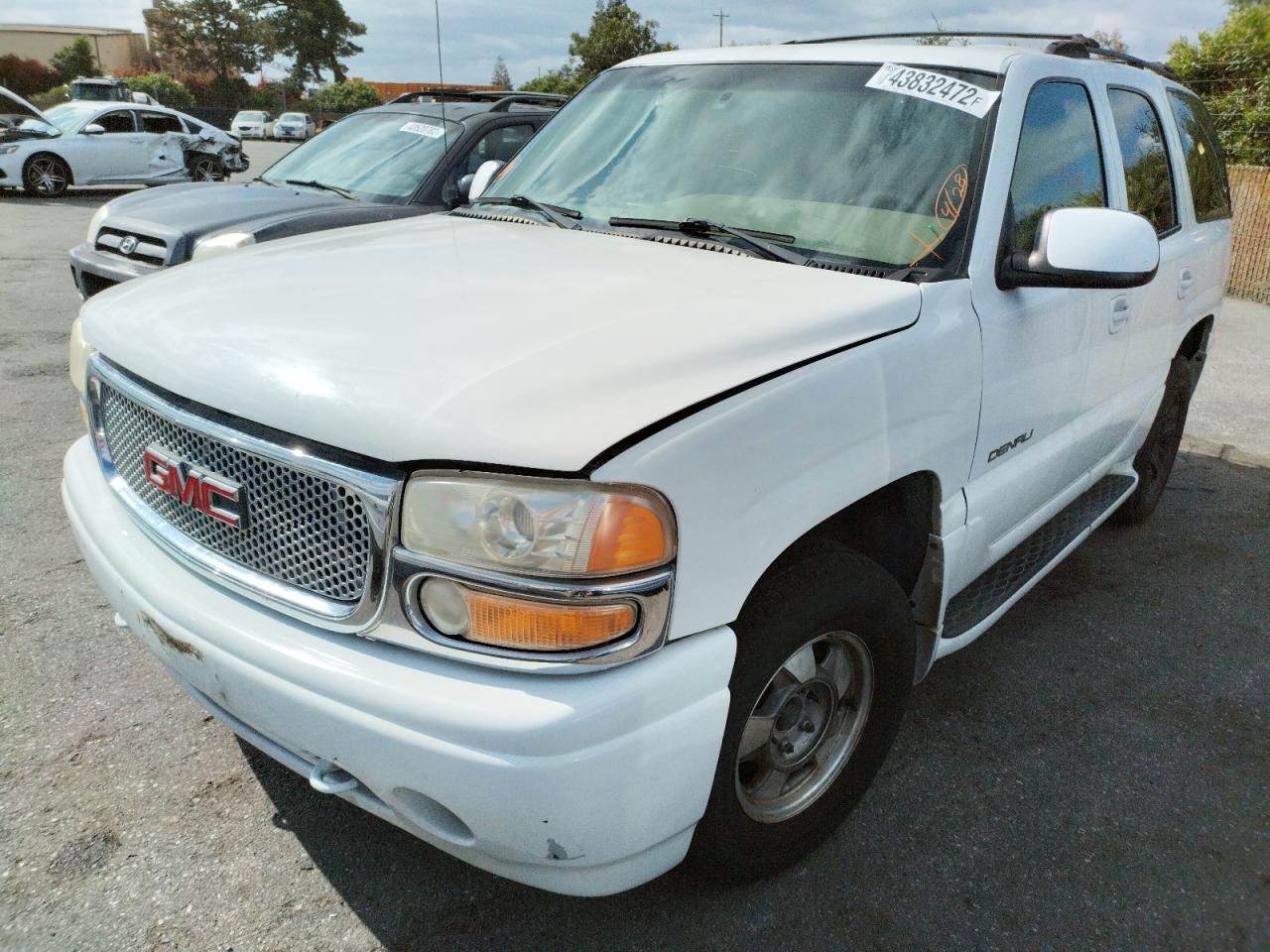 Photo 2 from auction – 2001 GMC DENALI with VIN 1GKEK63U61J287085