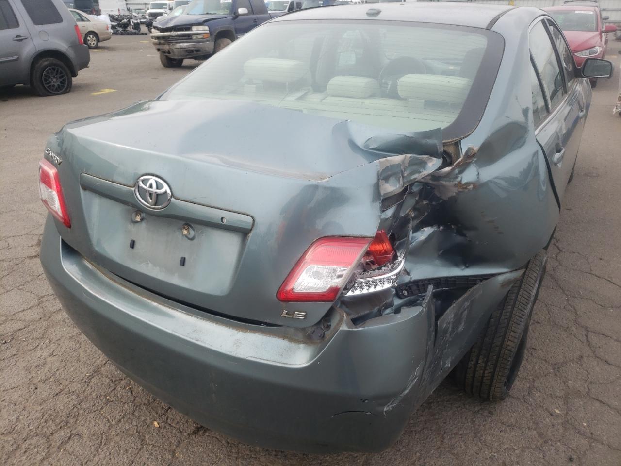 Photo 10 from auction – 2010 TOYOTA CAMRY BASE with VIN 4T1BF3EK7AU527185