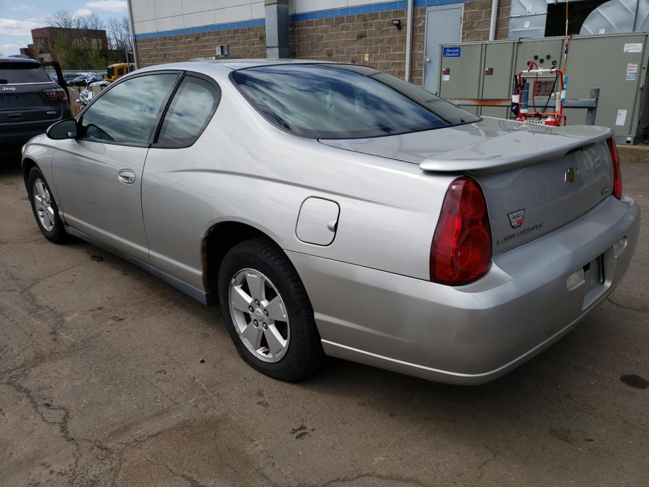 Photo 3 from auction – 2007 CHEVROLET MONTE CARL with VIN 2G1WJ15K879356423