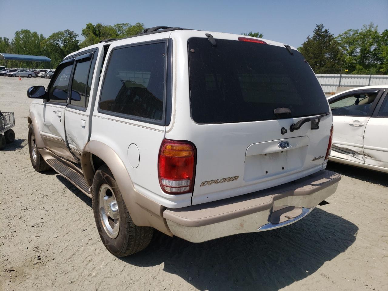 Photo 3 from auction – 1998 FORD EXPLORER with VIN 1FMZU34E3WZA04059
