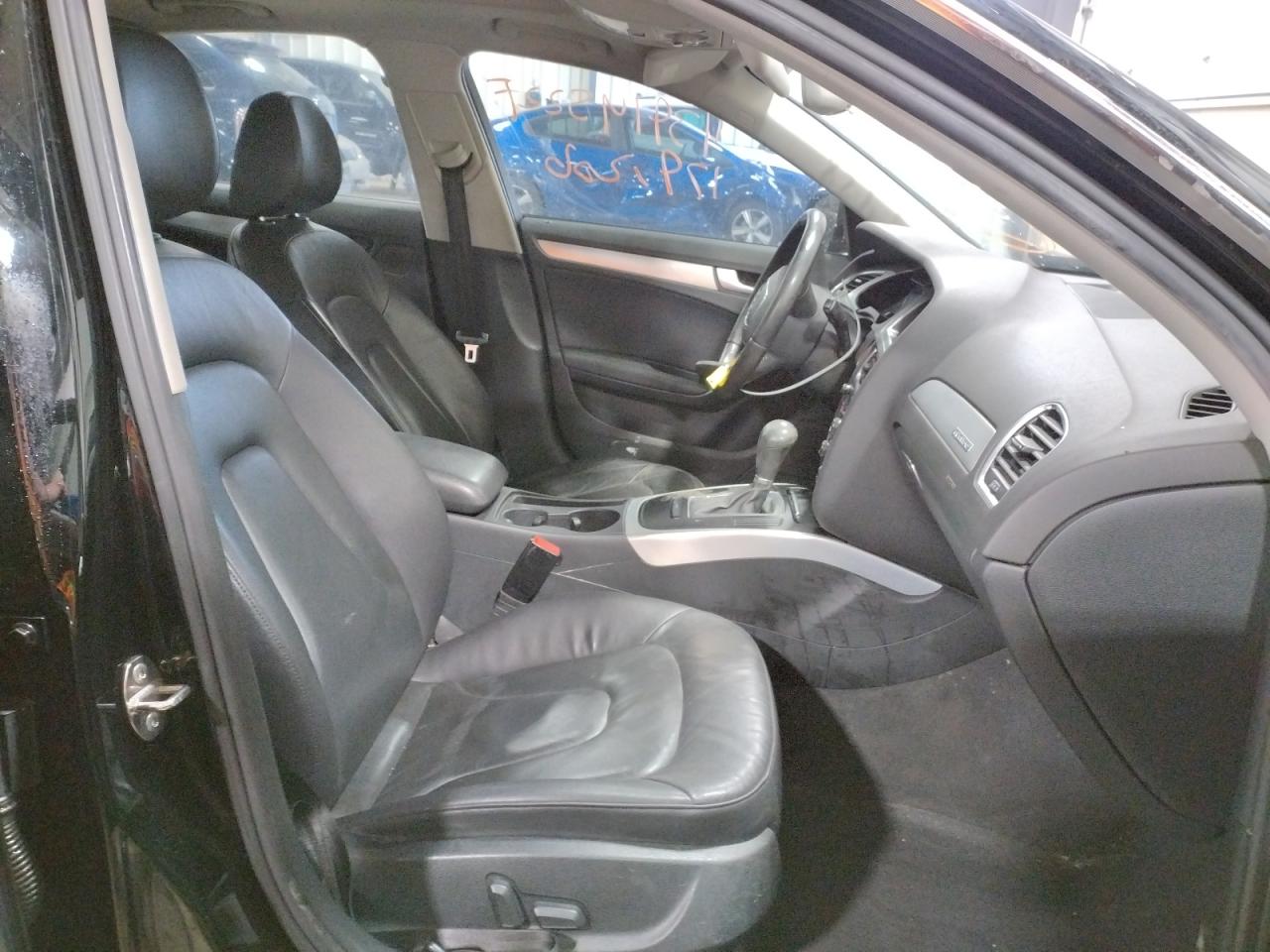 Zdjęcie 5 z aukcji – 2010 AUDI A4 PREMIUM z VIN WAUFFAFL1AN052027