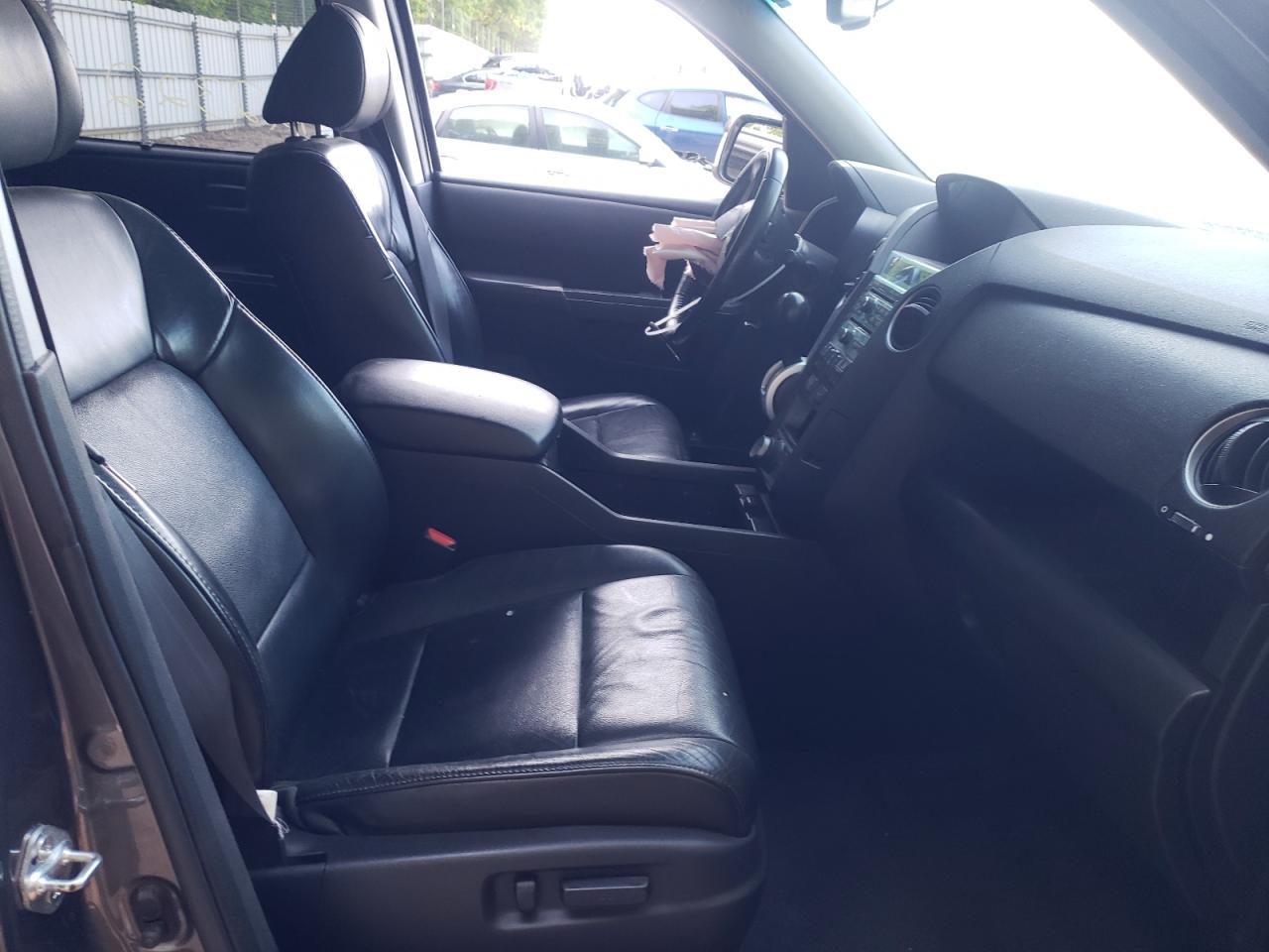 Photo 5 from auction – 2011 HONDA PILOT TOUR with VIN 5FNYF3H95BB046076