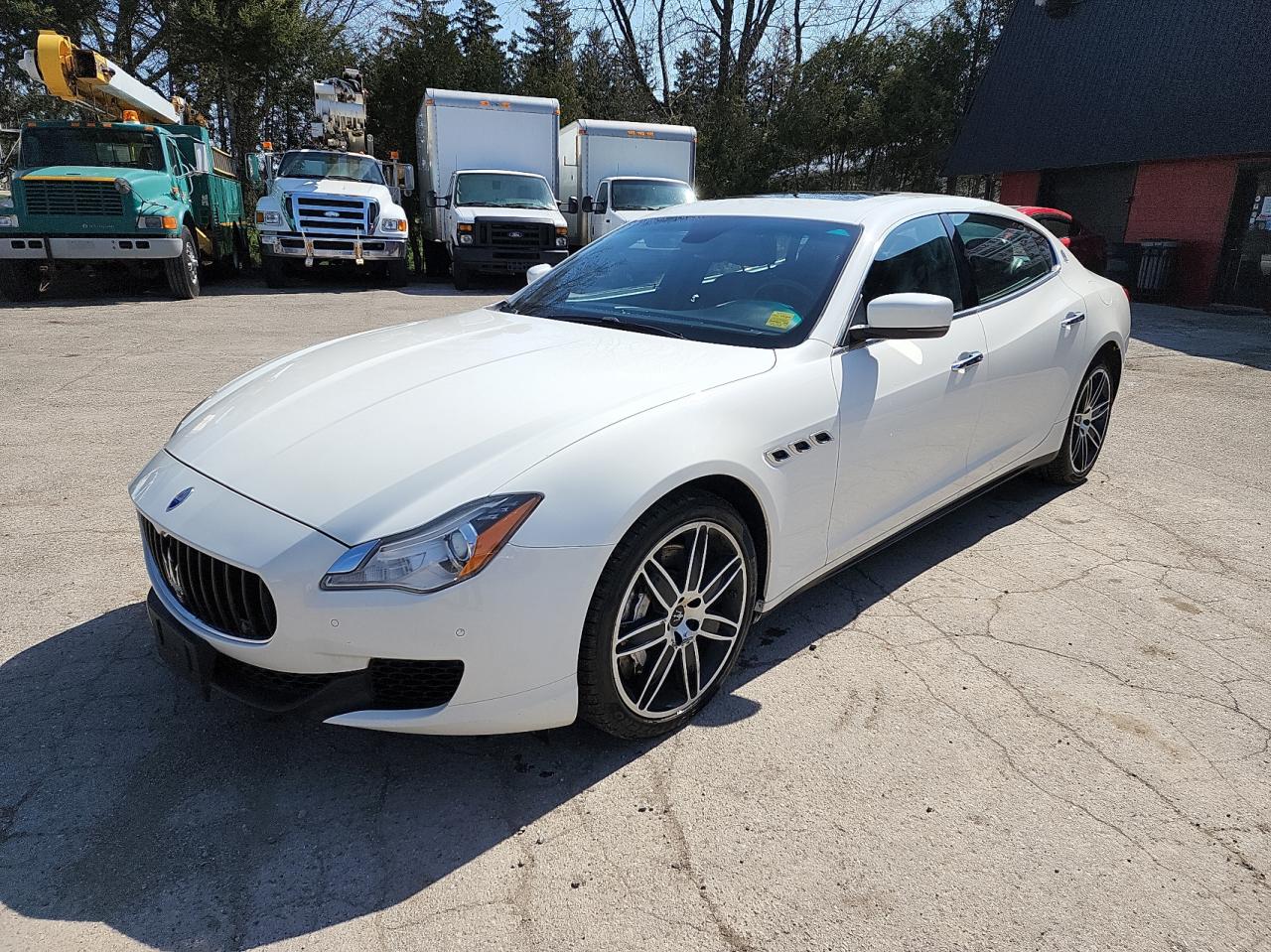 Photo 2 from auction – 2014 MASERATI QUATTROPOR with VIN ZAM56PPA1E1072866