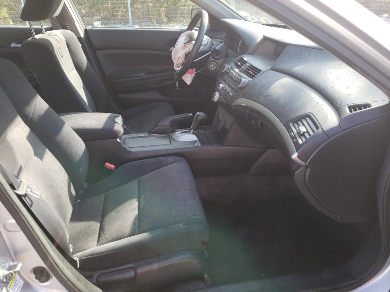 Photo 5 from auction – 2011 HONDA ACCORD LX with VIN 1HGCP2F36BA118560
