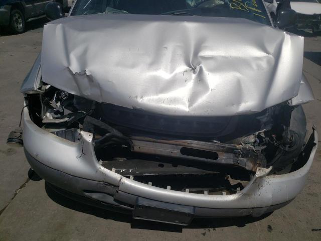Photo 9 from auction – 2000 CHRYSLER VOYAGER with VIN 2C4GJ2538YR773620