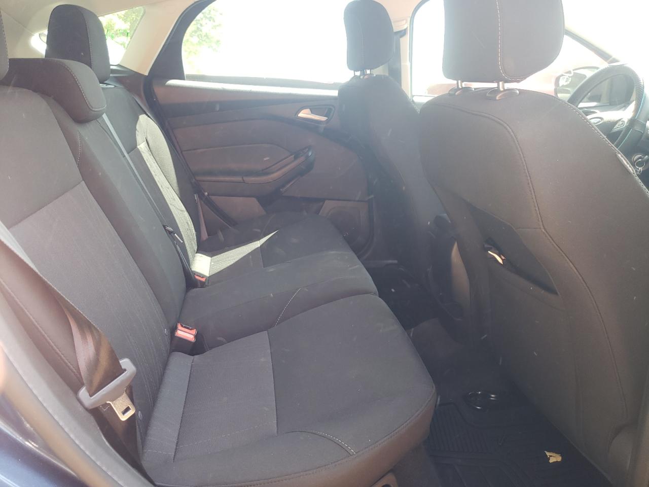 Photo 6 from auction – 2018 FORD FOCUS SEL with VIN 1FADP3M22JL223737