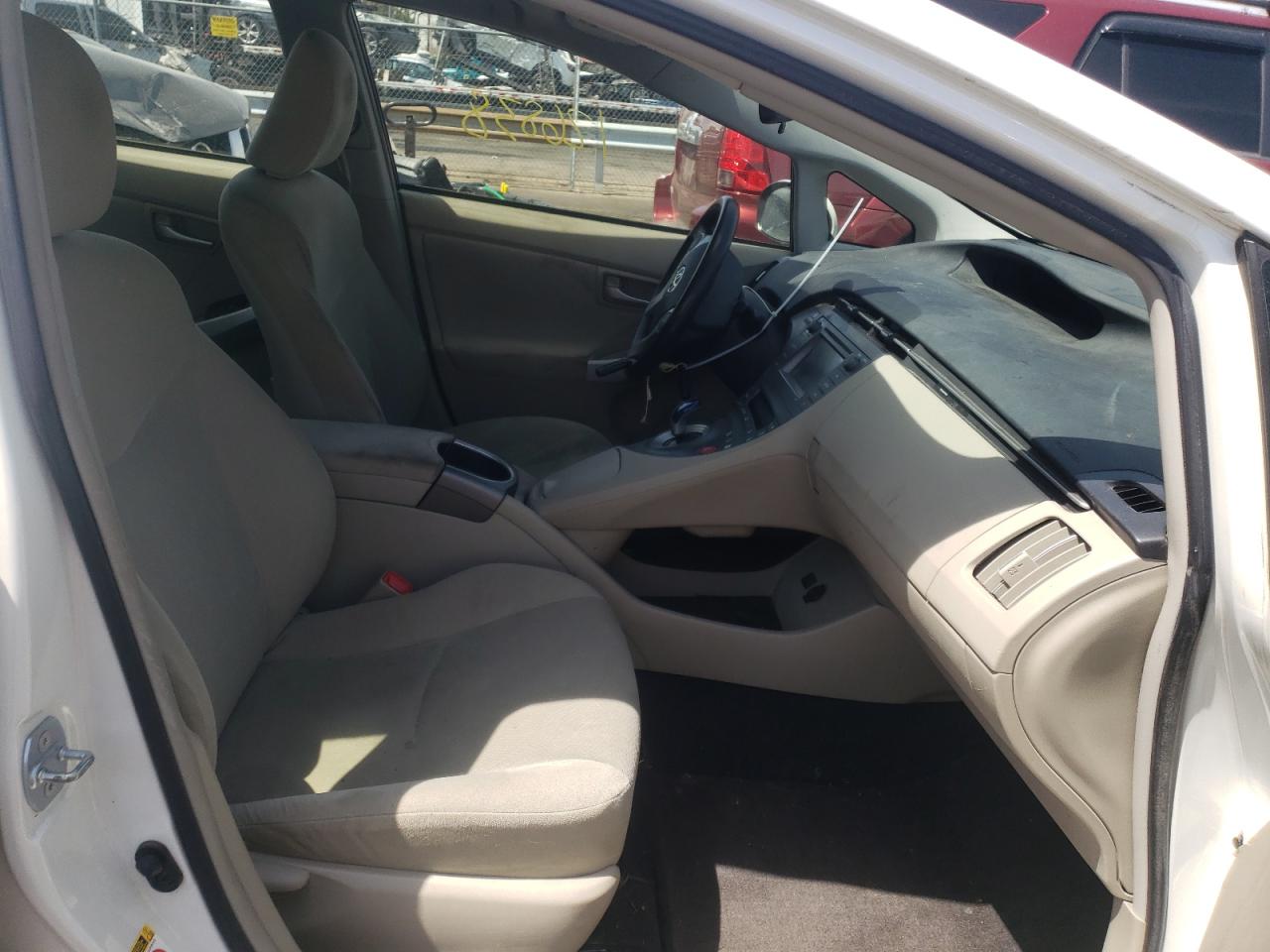 Photo 5 from auction – 2012 TOYOTA PRIUS with VIN JTDKN3DUXC5408814