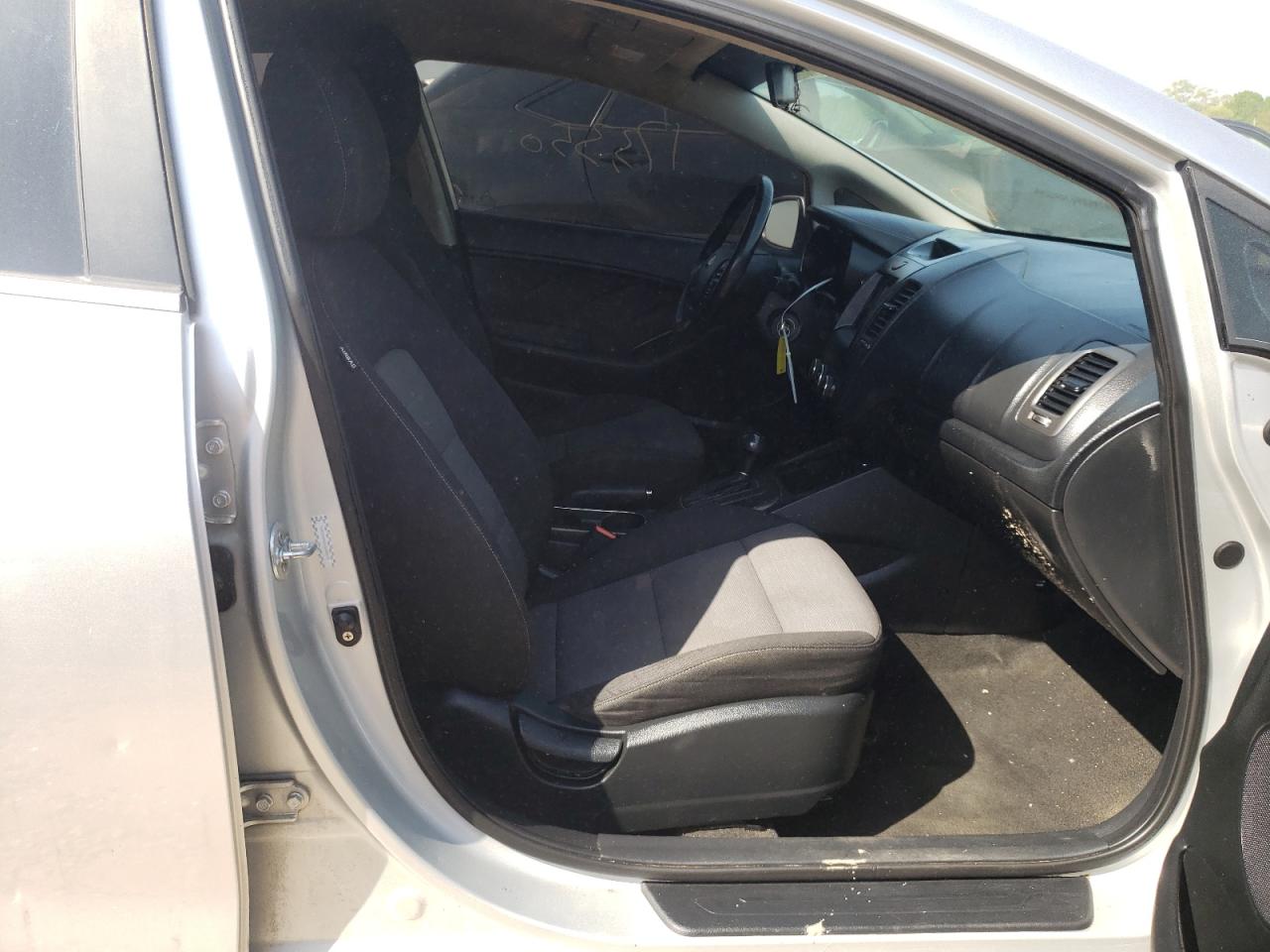 Photo 5 from auction – 2014 KIA FORTE EX with VIN KNAFX4A81E5085679