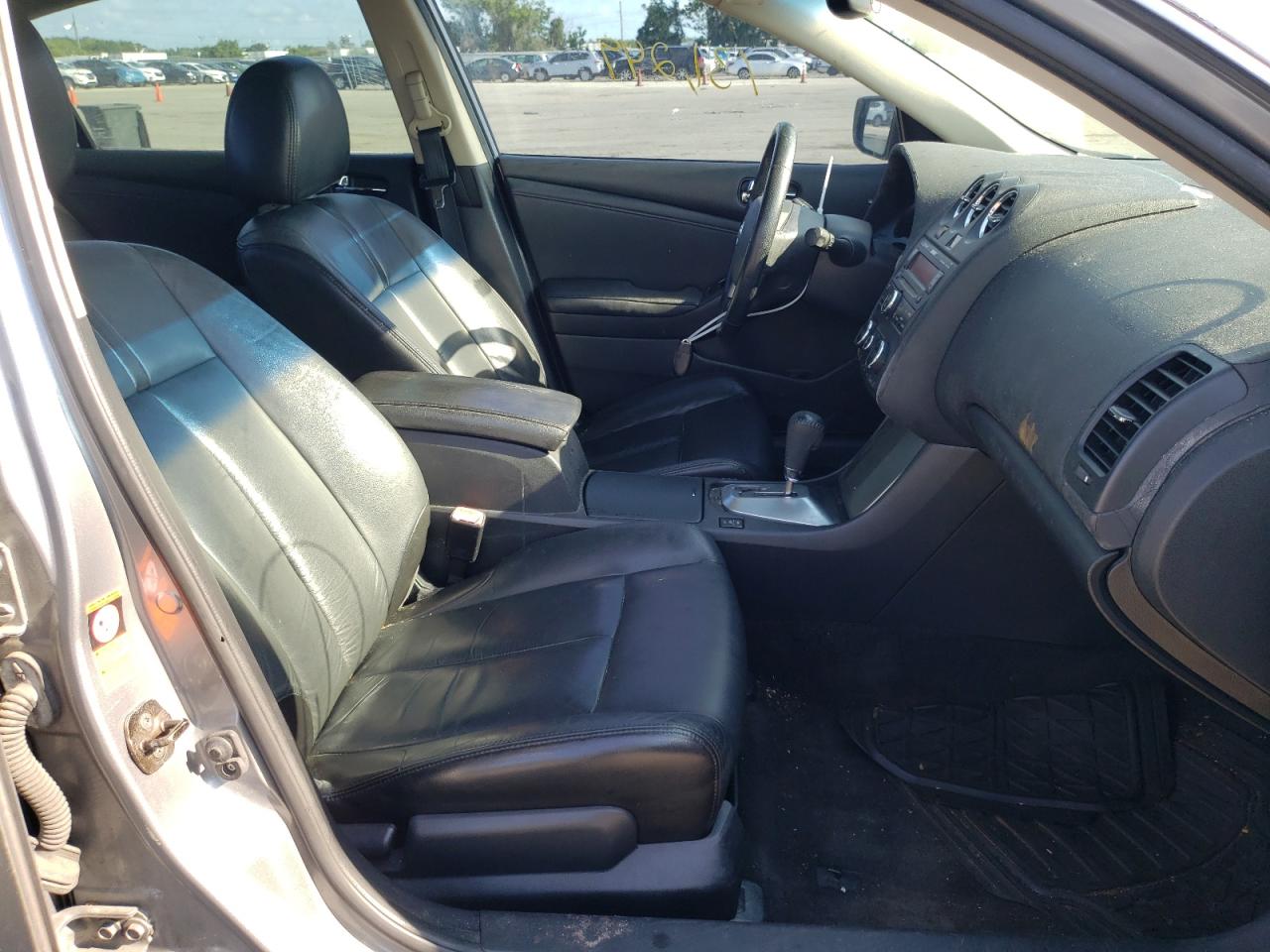 Photo 5 from auction – 2009 NISSAN ALTIMA 2.5 with VIN 1N4AL21E59N556151