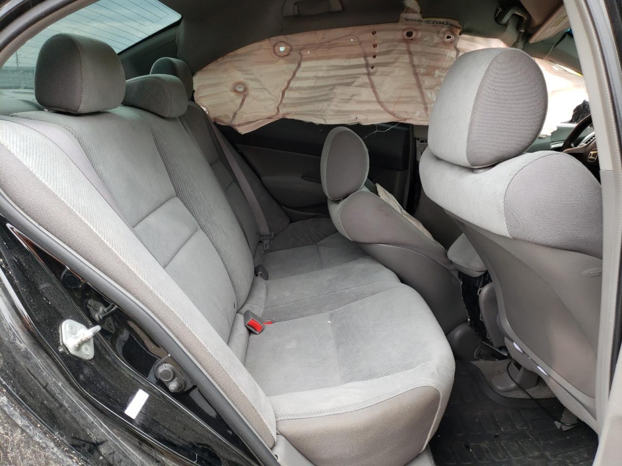 Photo 6 from auction – 2010 HONDA CIVIC LX with VIN 19XFA1F58AE038875