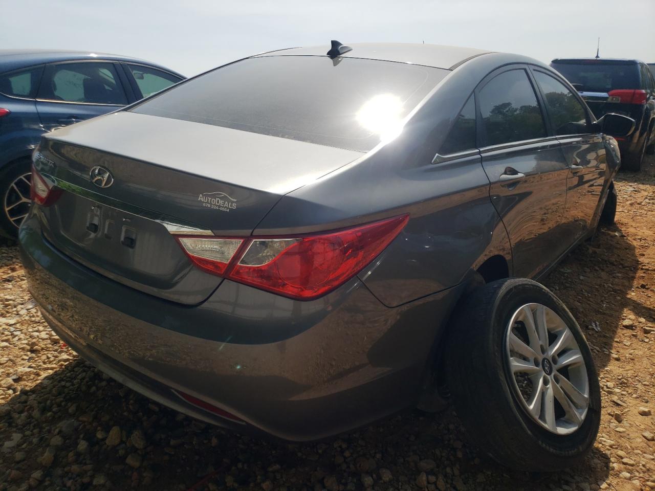 Photo 4 from auction – 2013 HYUNDAI SONATA GLS with VIN 5NPEB4AC2DH692190