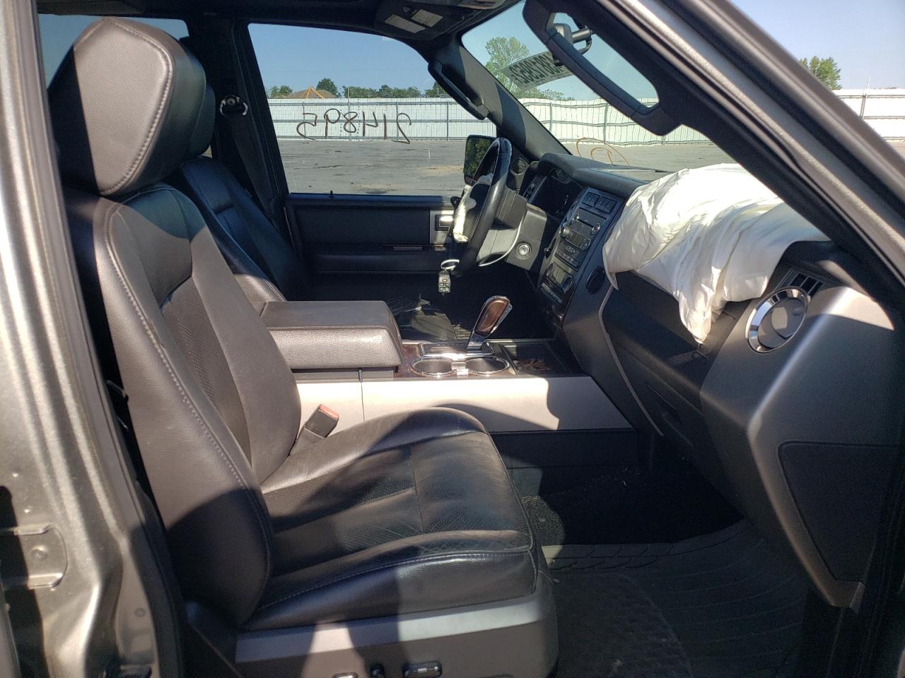 Photo 5 from auction – 2008 FORD EXPEDITION with VIN 1FMFU19518LA28754